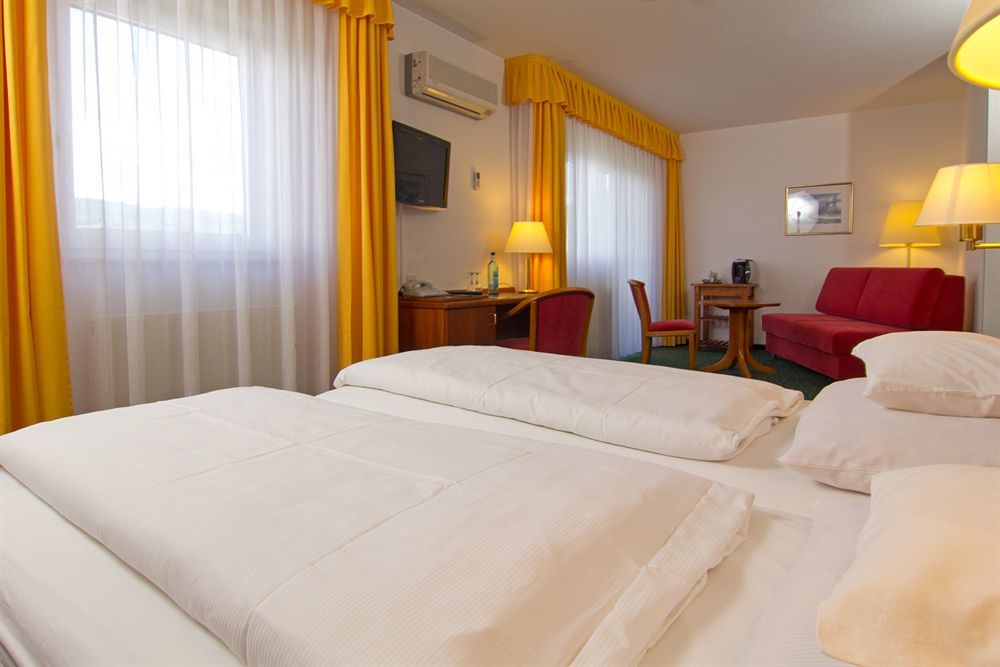 Hotel Engelhorn Leimen  Dış mekan fotoğraf