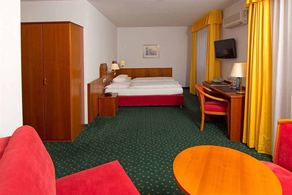 Hotel Engelhorn Leimen  Dış mekan fotoğraf