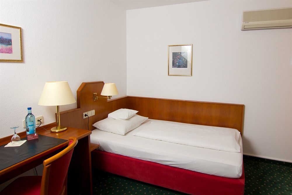 Hotel Engelhorn Leimen  Dış mekan fotoğraf