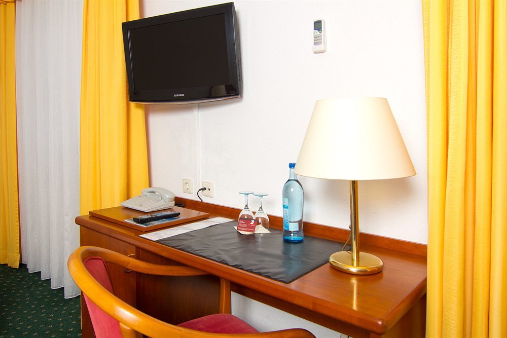 Hotel Engelhorn Leimen  Dış mekan fotoğraf