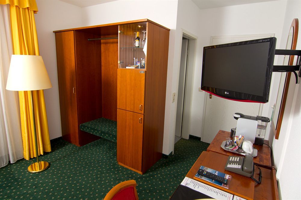Hotel Engelhorn Leimen  Dış mekan fotoğraf