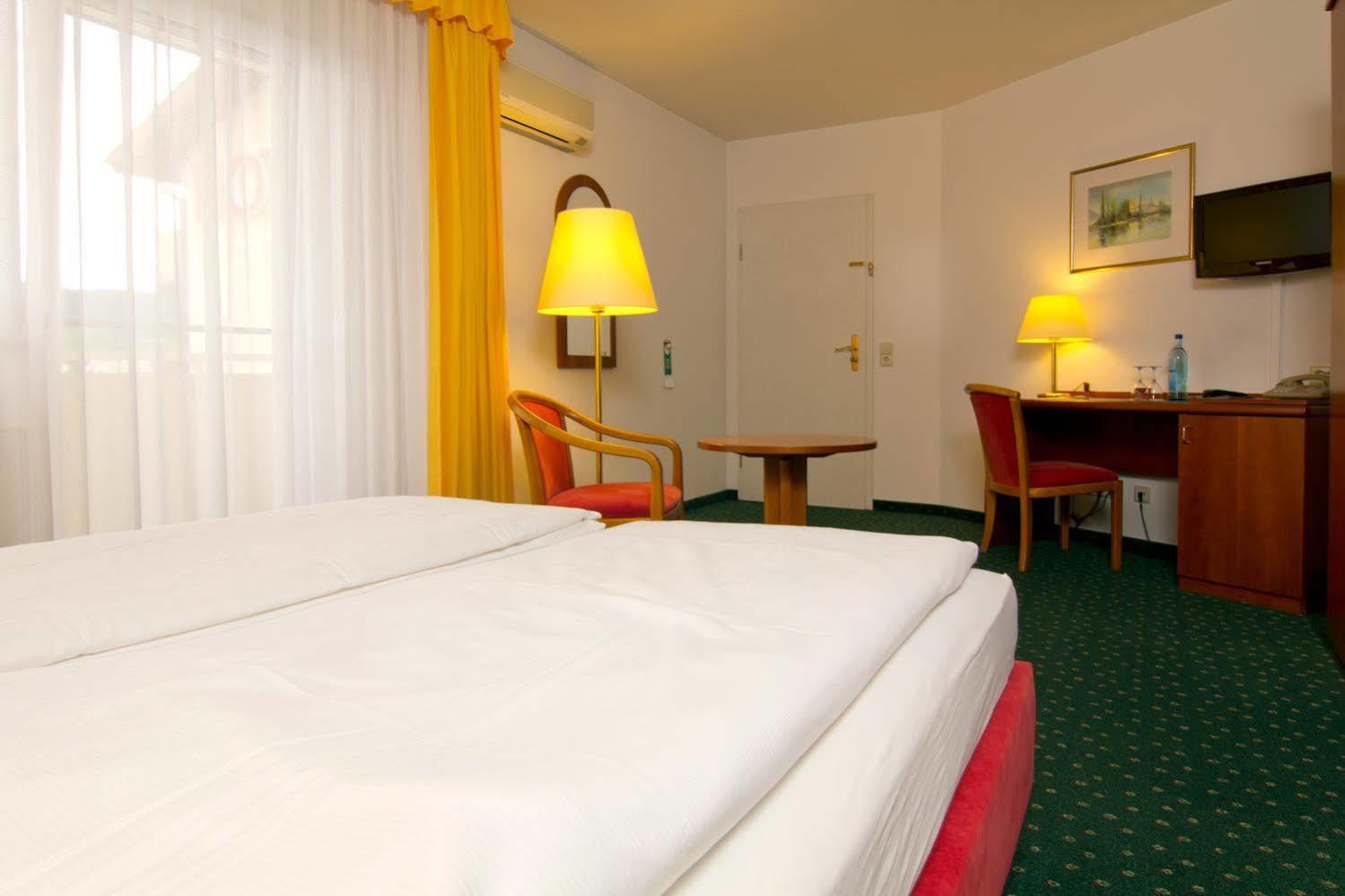 Hotel Engelhorn Leimen  Dış mekan fotoğraf